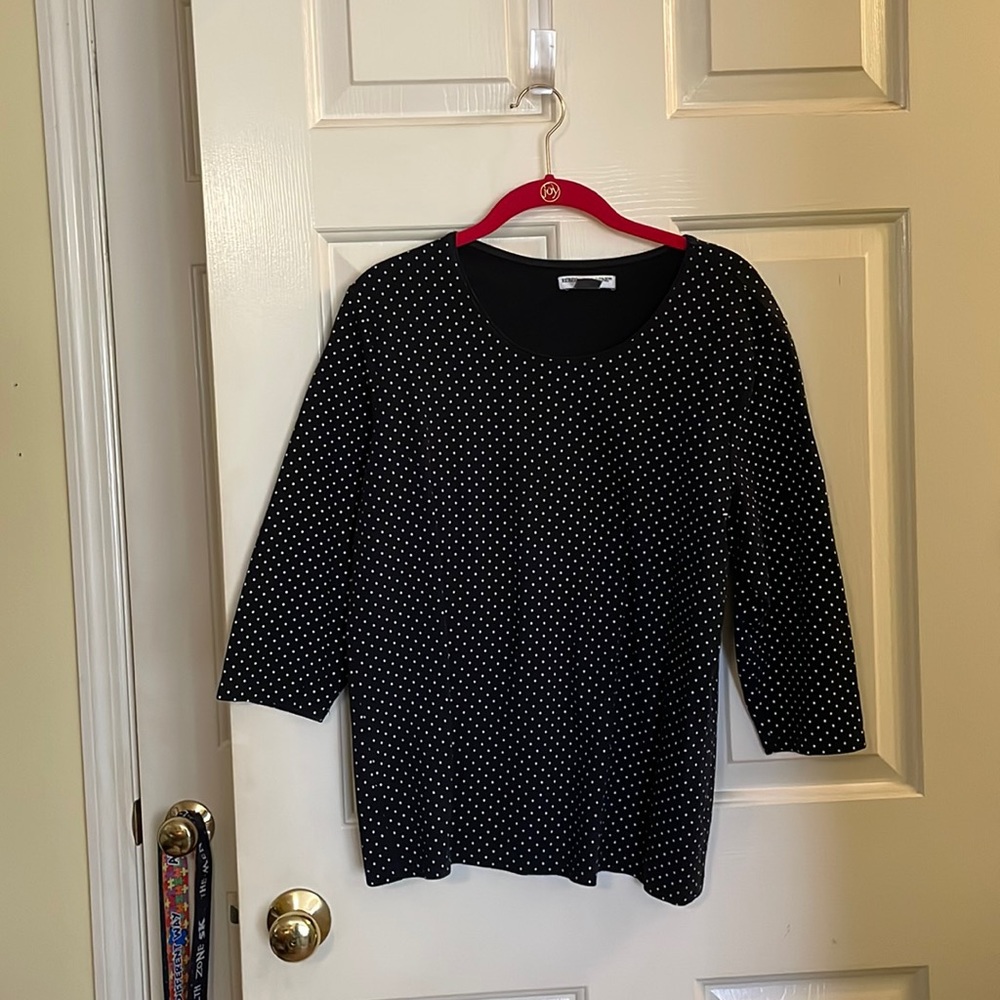 Black polka dot sweater. 1X